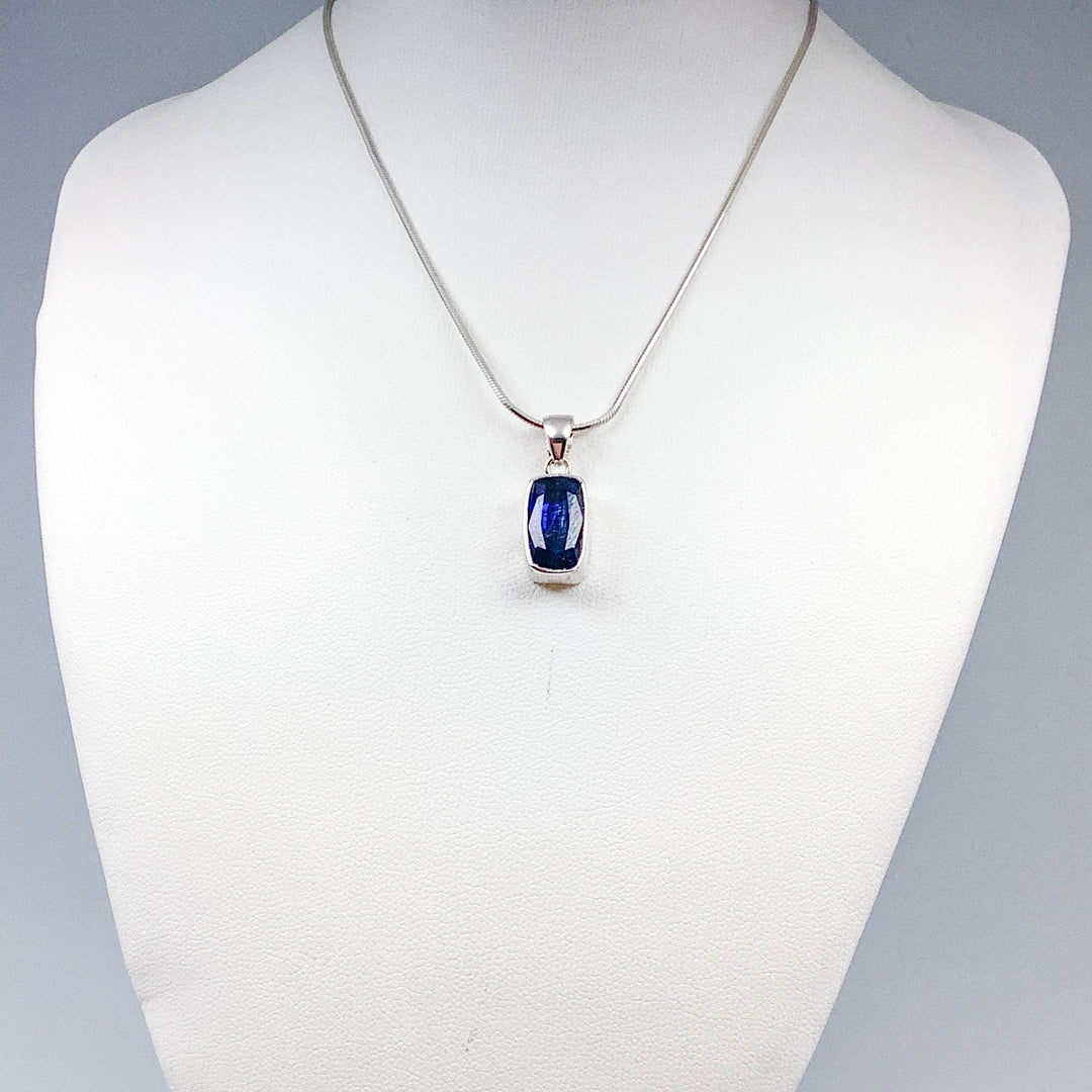 Kyanite Pendant - Rocks and Gems Canada
