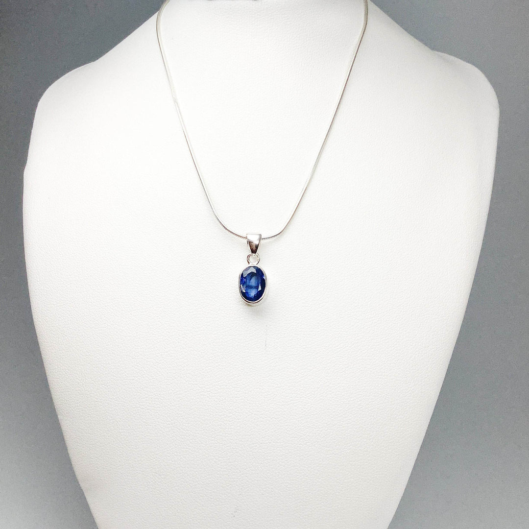 Kyanite Pendant - Rocks and Gems Canada