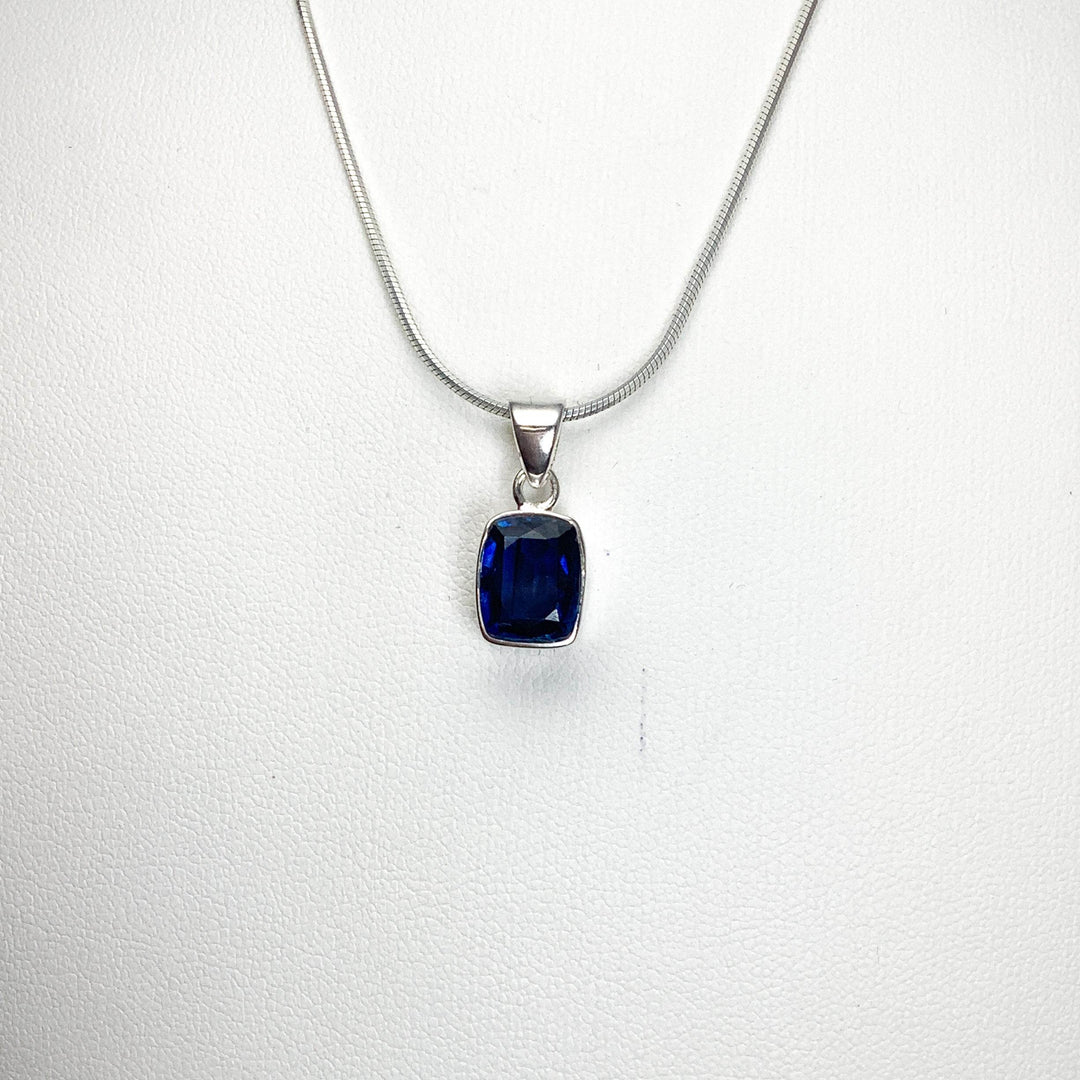 Kyanite Pendant - Rocks and Gems Canada