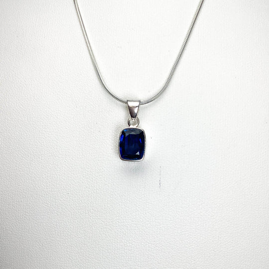 Kyanite Pendant - Rocks and Gems Canada