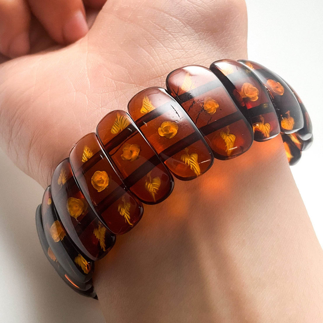 Cognac Amber Floral Cameo Beaded Bracelet - Rocks and Gems Canada