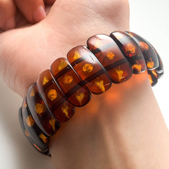 Cognac Amber Floral Cameo Beaded Bracelet - Rocks and Gems Canada