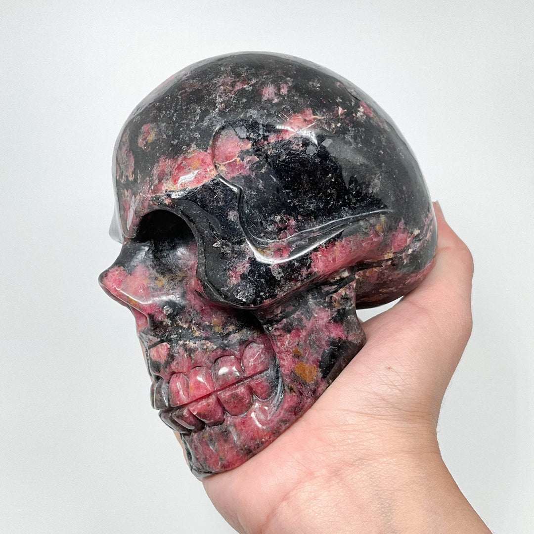 Carved Rhodonite Skull - Rocks and Gems Canada