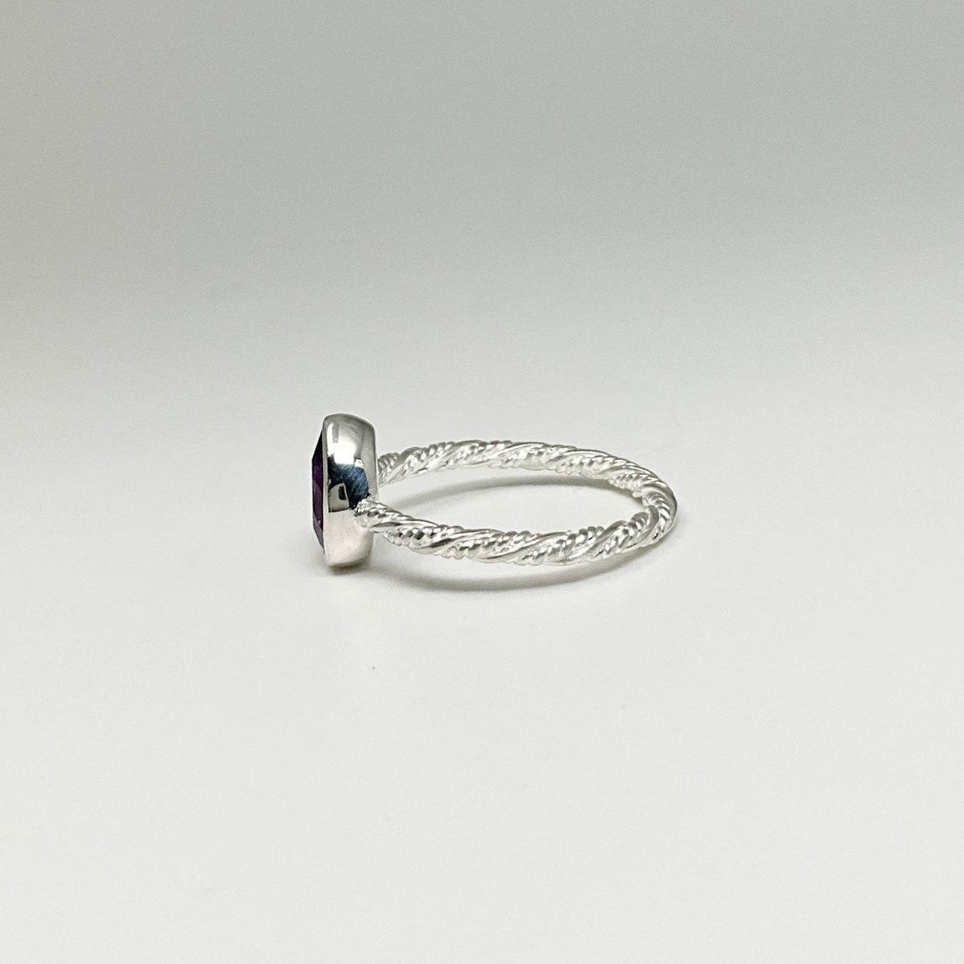 Amethyst Ring - Rocks and Gems Canada