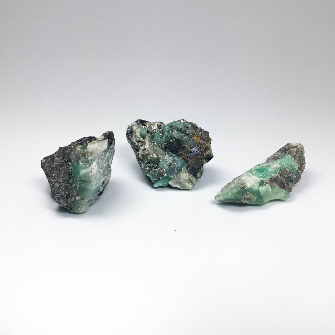 Emerald Rough Chunk Large HQ - Rocks and Gems Canada
