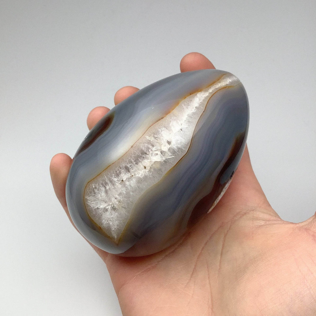 Agate Geode Egg - Rocks and Gems Canada
