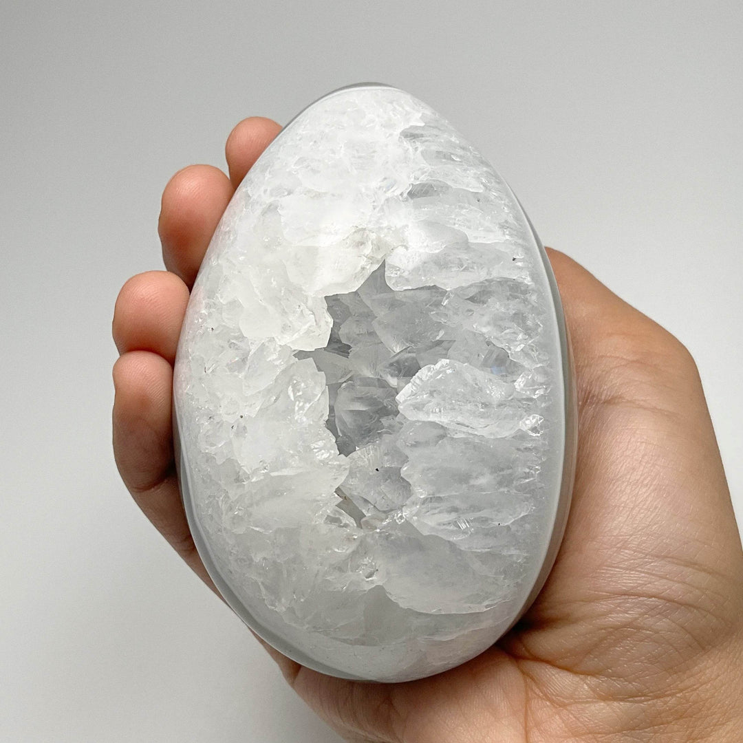 Agate Geode Egg - Rocks and Gems Canada