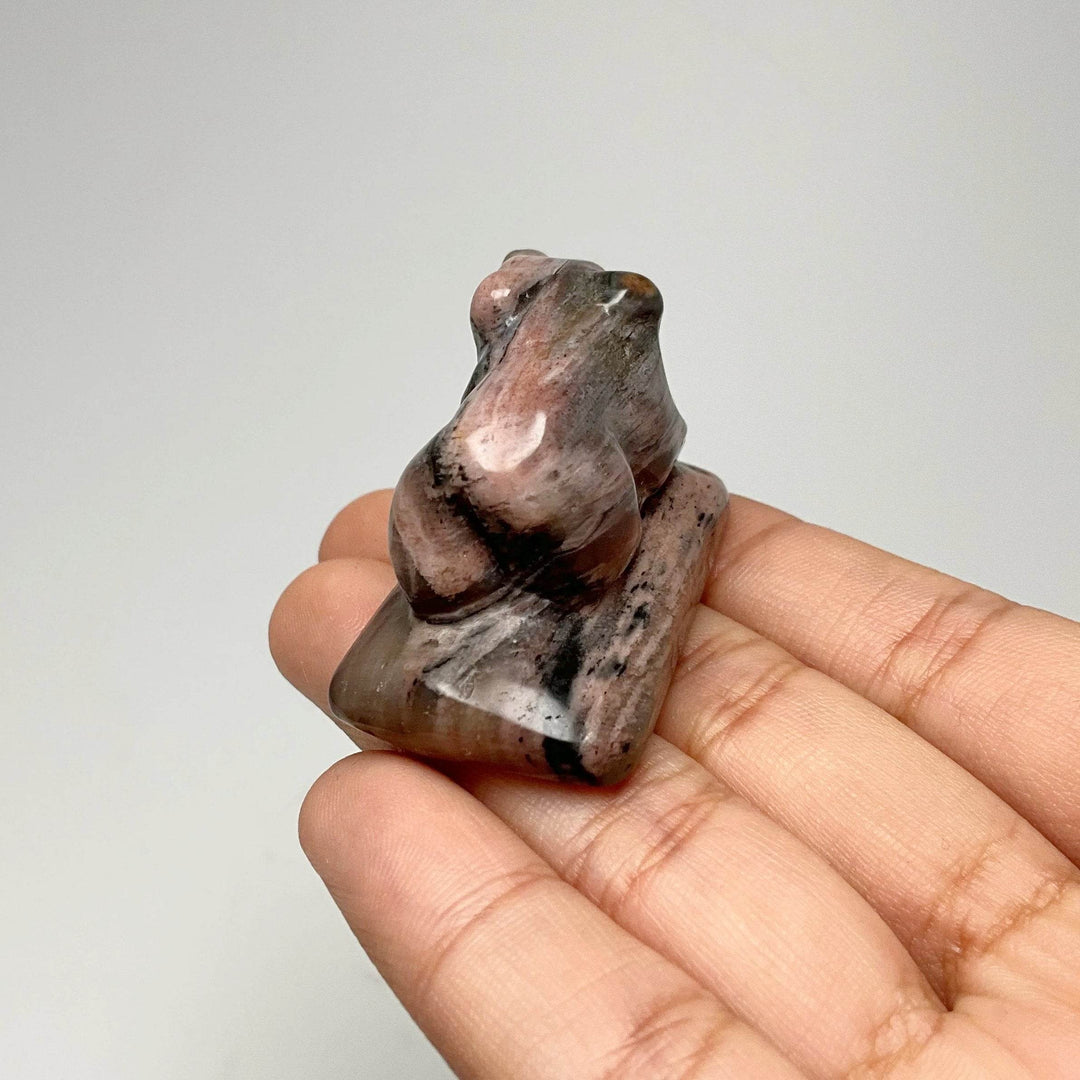 Alberta Jade Bear Carving - Rocks and Gems Canada