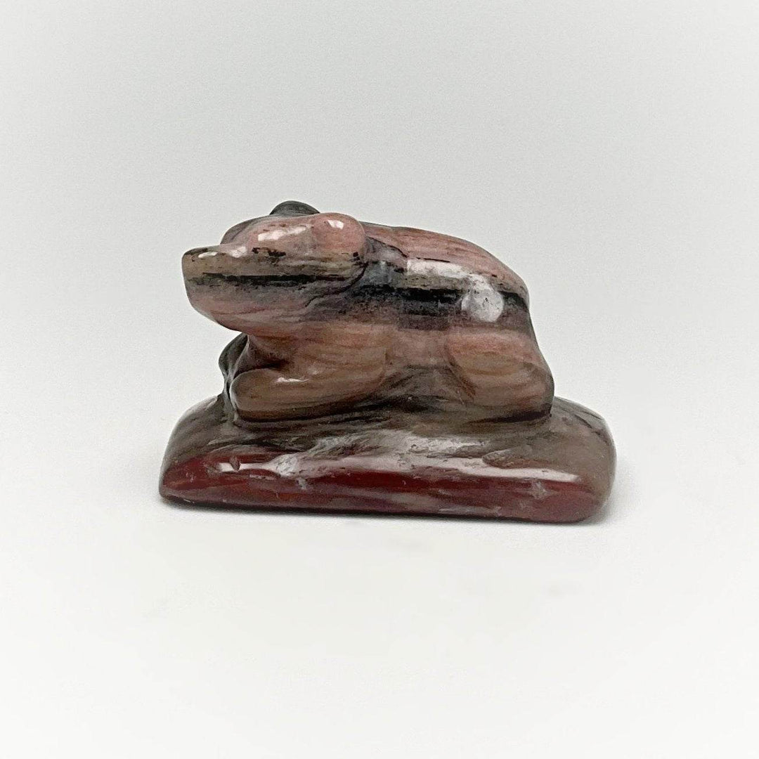 Alberta Jade Bear Carving - Rocks and Gems Canada