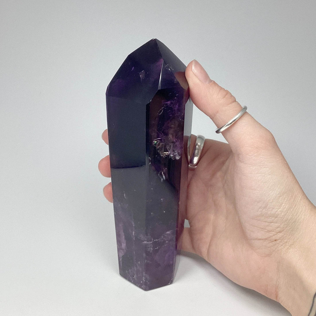 Amethyst Point - Rocks and Gems Canada