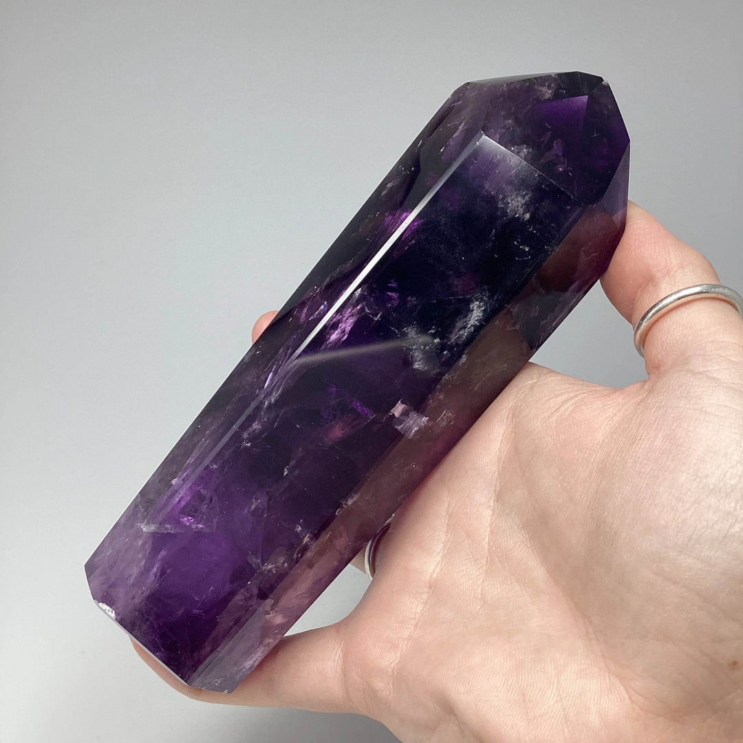 Amethyst Point - Rocks and Gems Canada