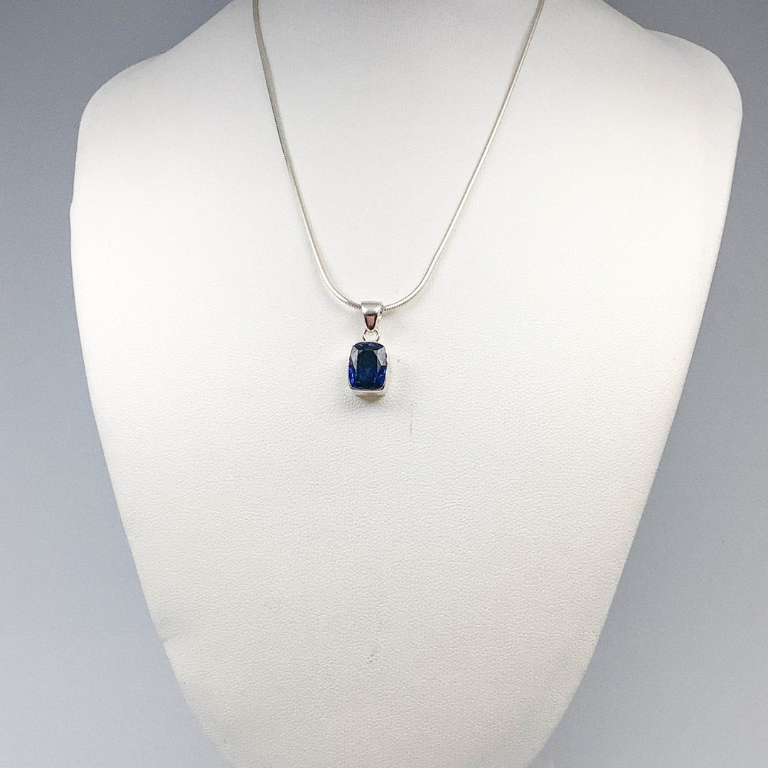 Kyanite Pendant - Rocks and Gems Canada