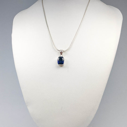 Kyanite Pendant - Rocks and Gems Canada
