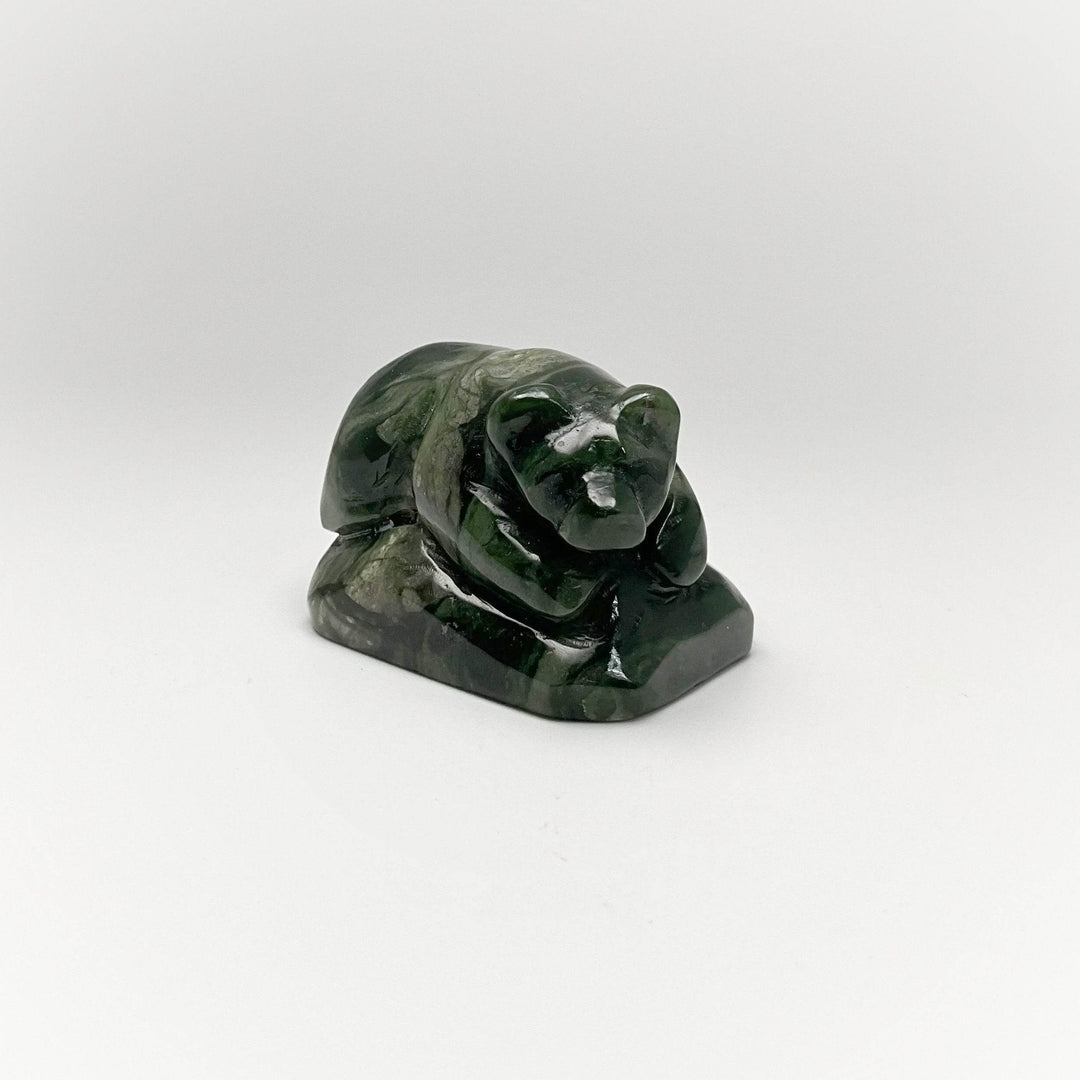 BC Jade Bear Carving - Rocks and Gems Canada