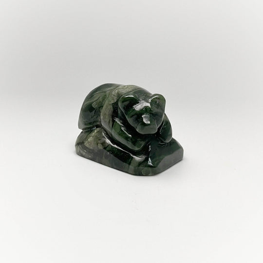 BC Jade Bear Carving - Rocks and Gems Canada