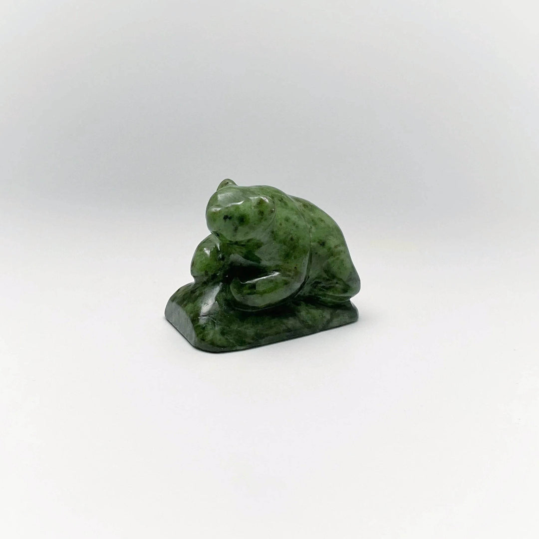 BC Jade Bear Carving - Rocks and Gems Canada