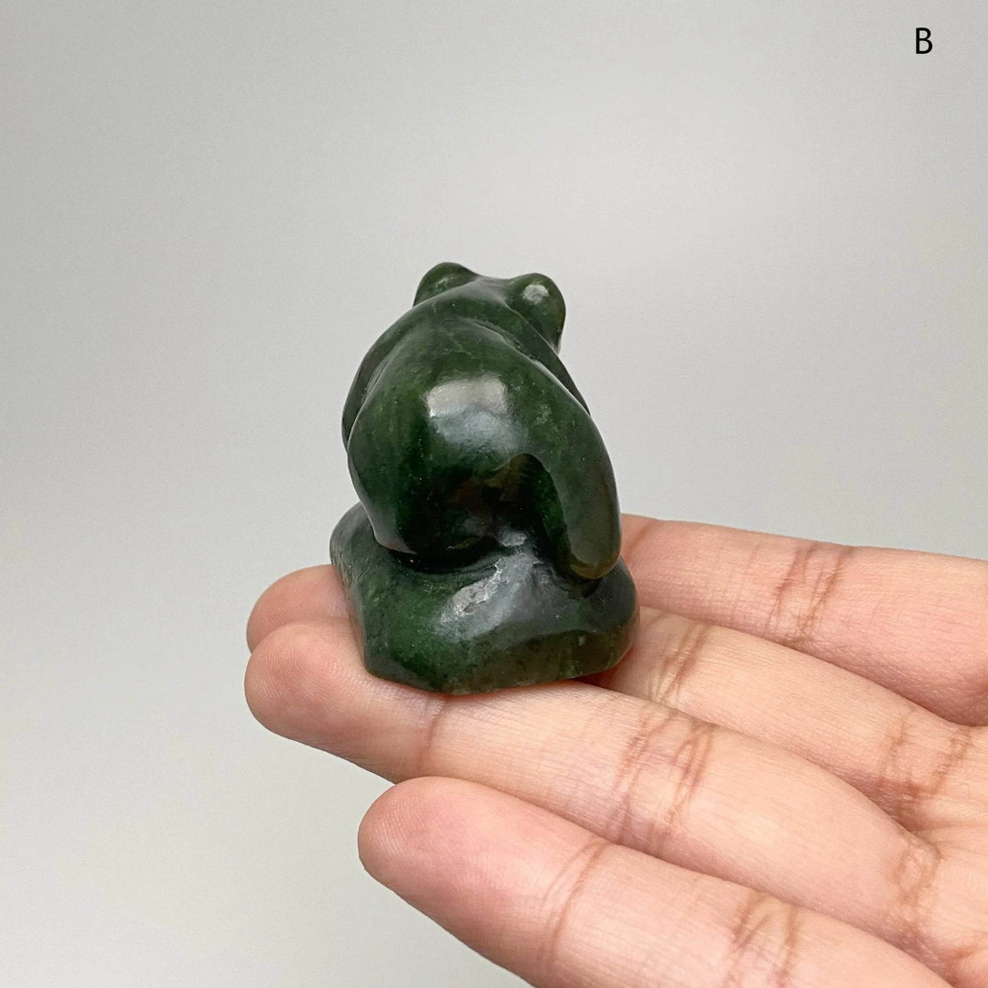 BC Jade Bear Carving - Rocks and Gems Canada