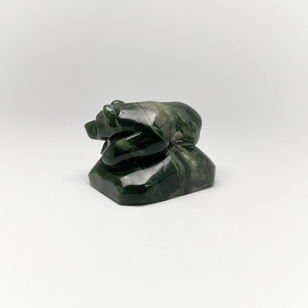 BC Jade Bear Carving - Rocks and Gems Canada