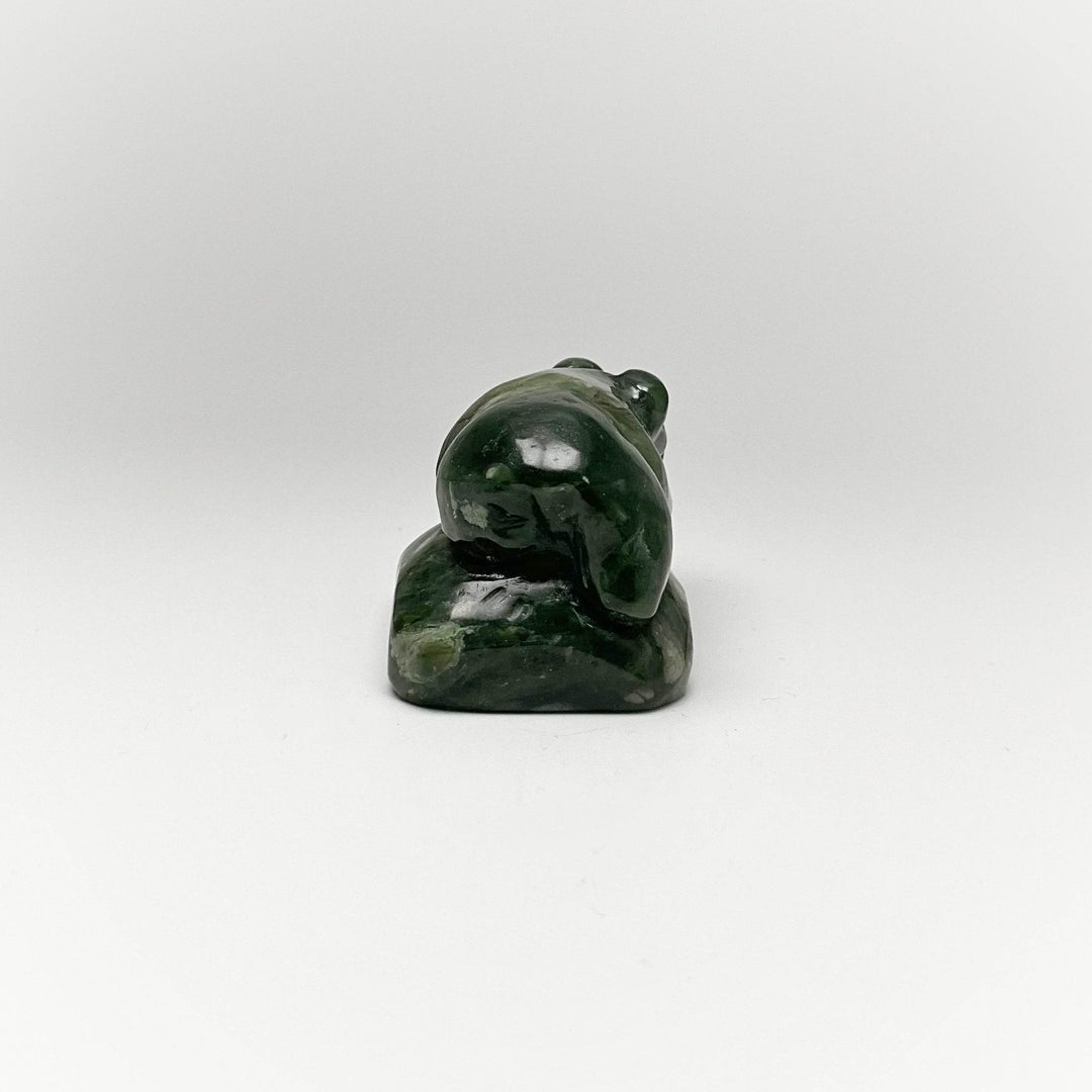 BC Jade Bear Carving - Rocks and Gems Canada