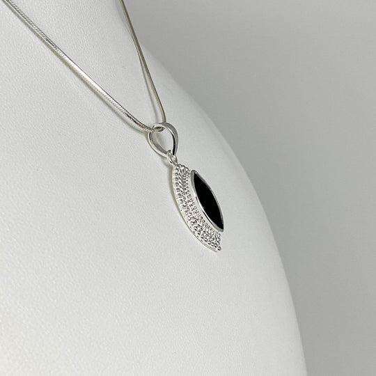 Black Onyx Pendant - Rocks and Gems Canada