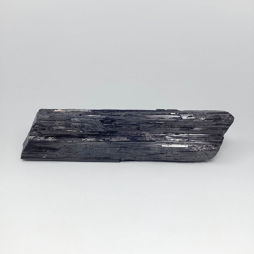 Black Tourmaline - Rocks and Gems Canada