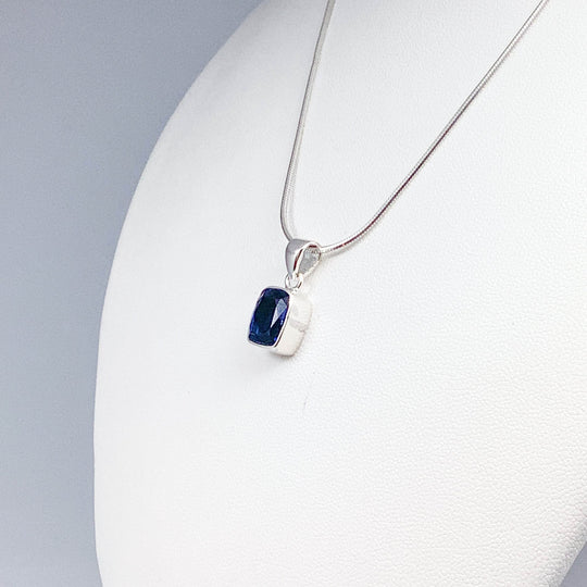Kyanite Pendant - Rocks and Gems Canada