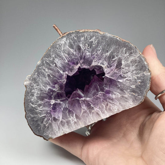 Canadian Jade Bear Carving on Amethyst Base - Rocks and Gems Canada