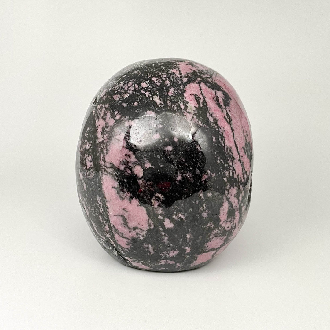 Carved Rhodonite Skull - Rocks and Gems Canada