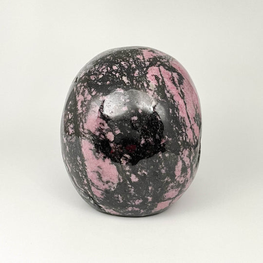 Carved Rhodonite Skull - Rocks and Gems Canada