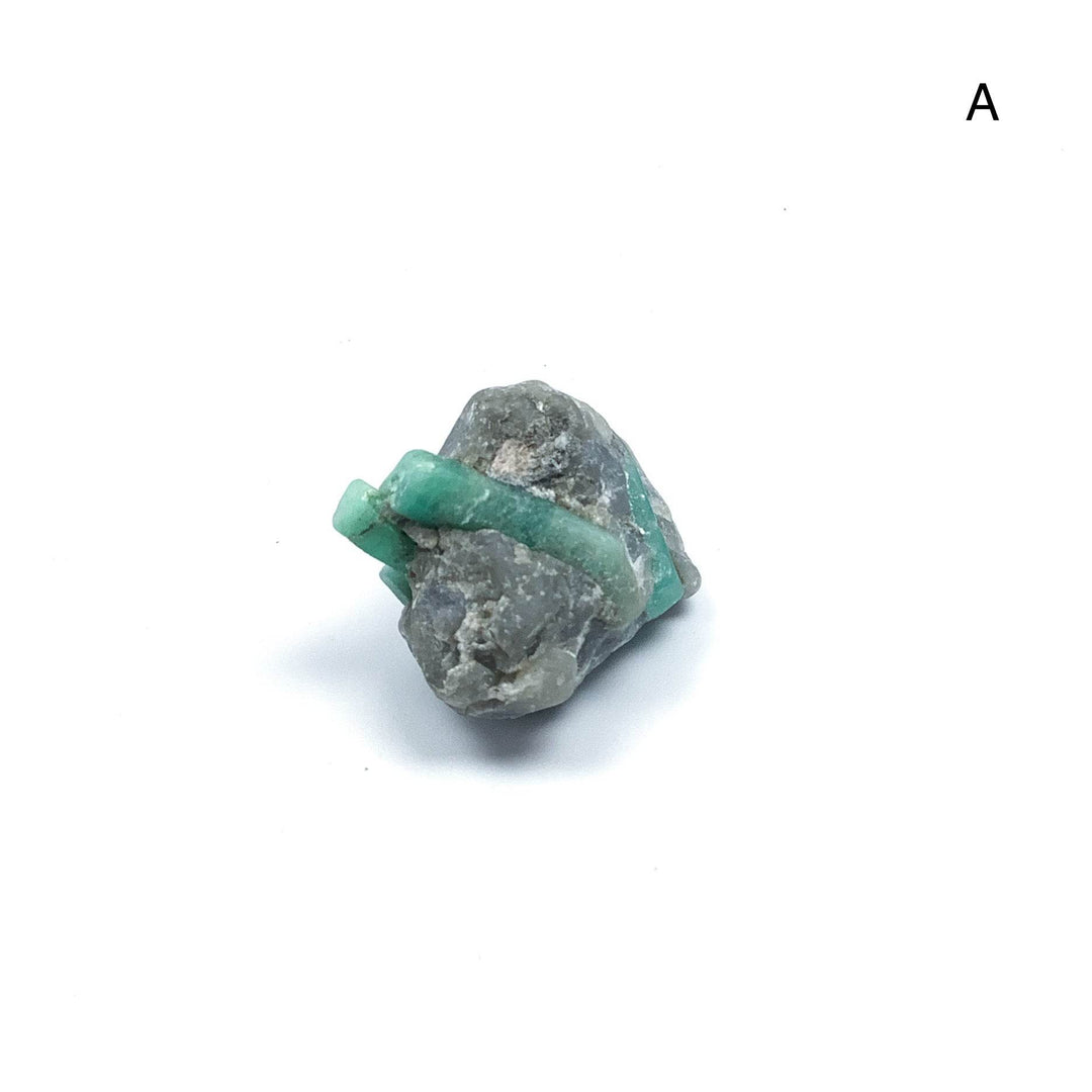 Emerald Rough Chunk Medium - Rocks and Gems Canada