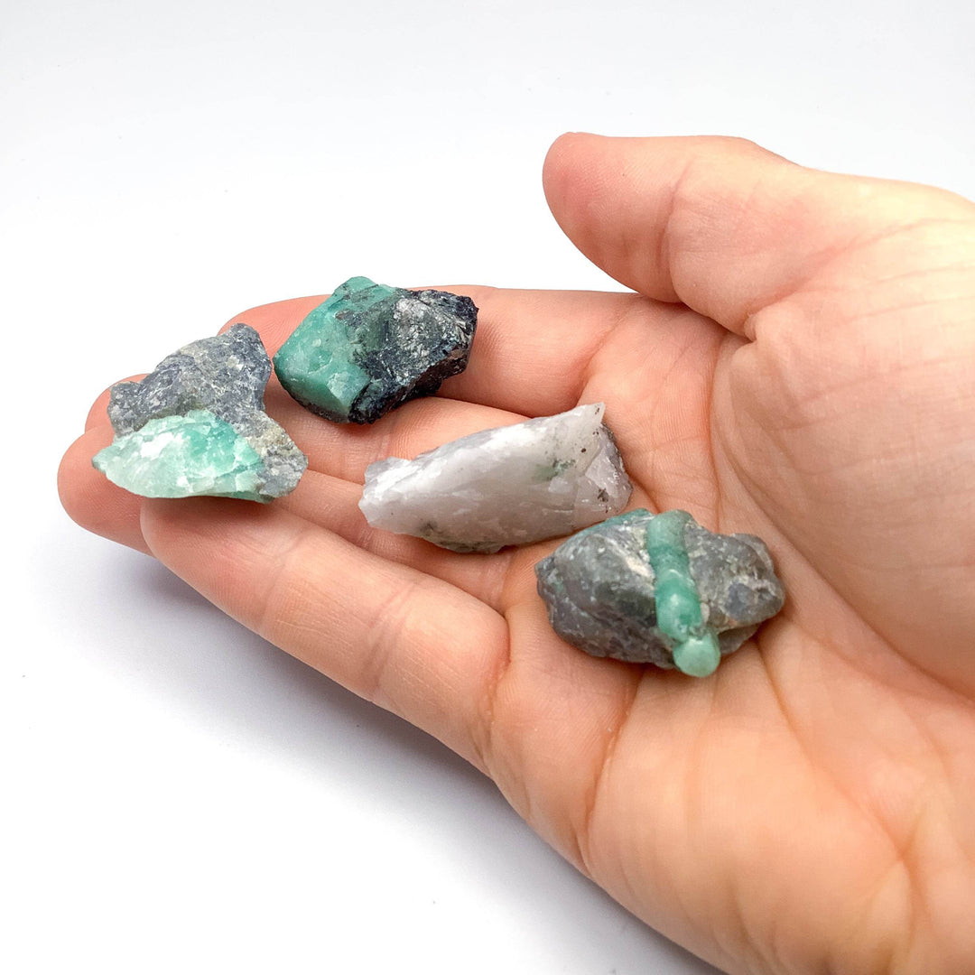 Emerald Rough Chunk Medium - Rocks and Gems Canada