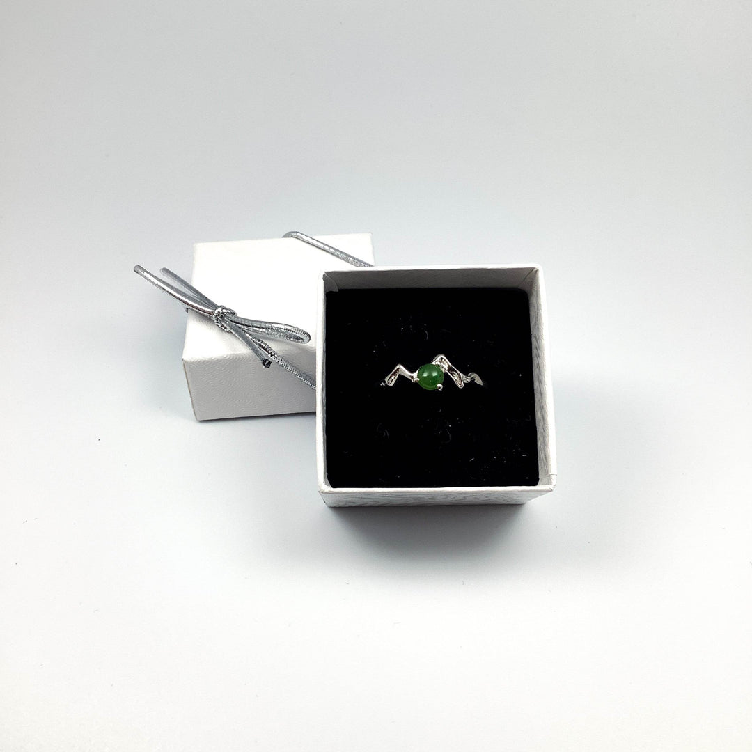 Canadian Jade Ring - Rocks and Gems Canada