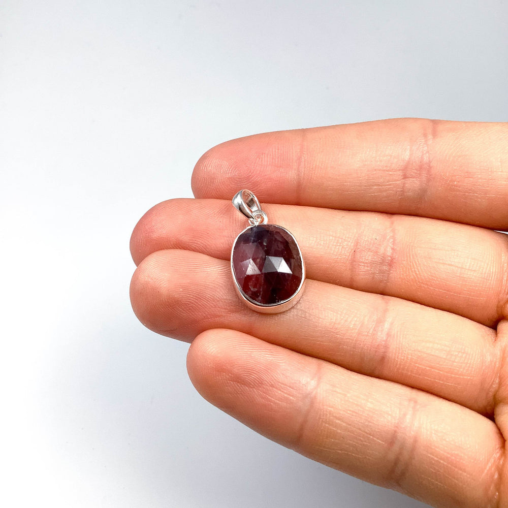 Fancy Sapphire Pendant - Rocks and Gems Canada