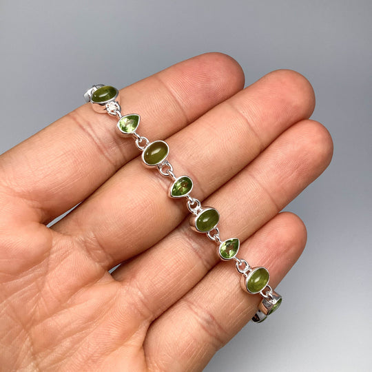 Peridot Sterling Silver Bracelet - Rocks and Gems Canada