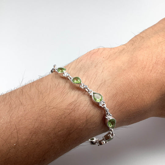 Peridot Sterling Silver Bracelet - Rocks and Gems Canada
