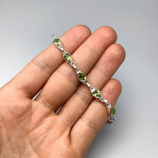 Peridot Sterling Silver Bracelet - Rocks and Gems Canada