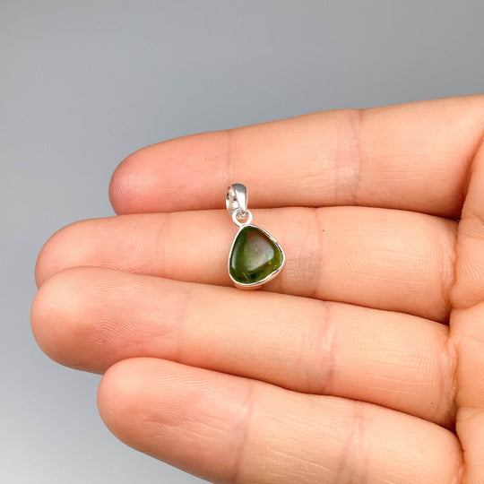 Peridot Pendant - Rocks and Gems Canada