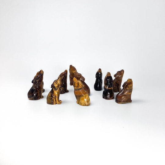 Tiger Eye Wolf Carving - Rocks and Gems Canada