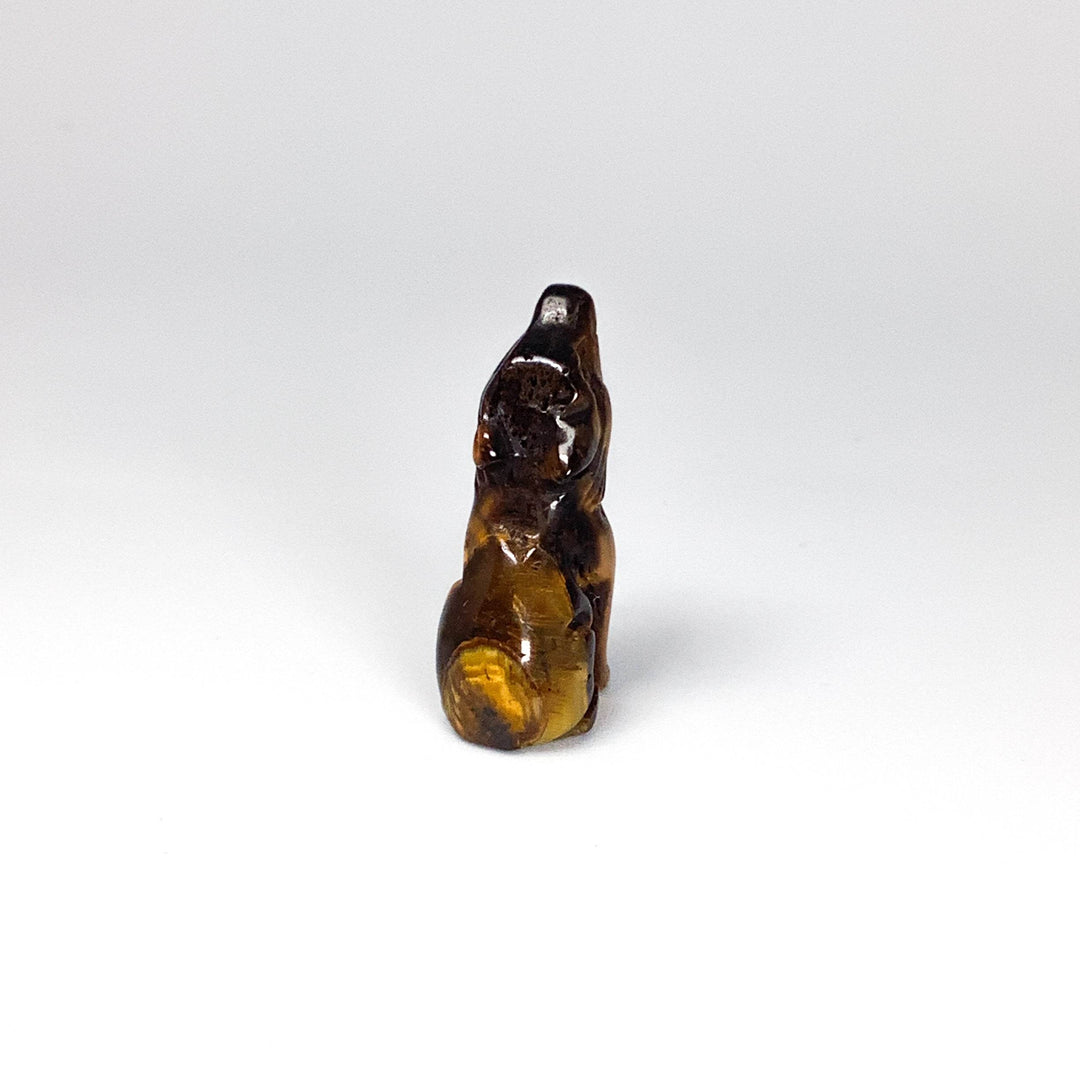 Tiger Eye Wolf Carving - Rocks and Gems Canada