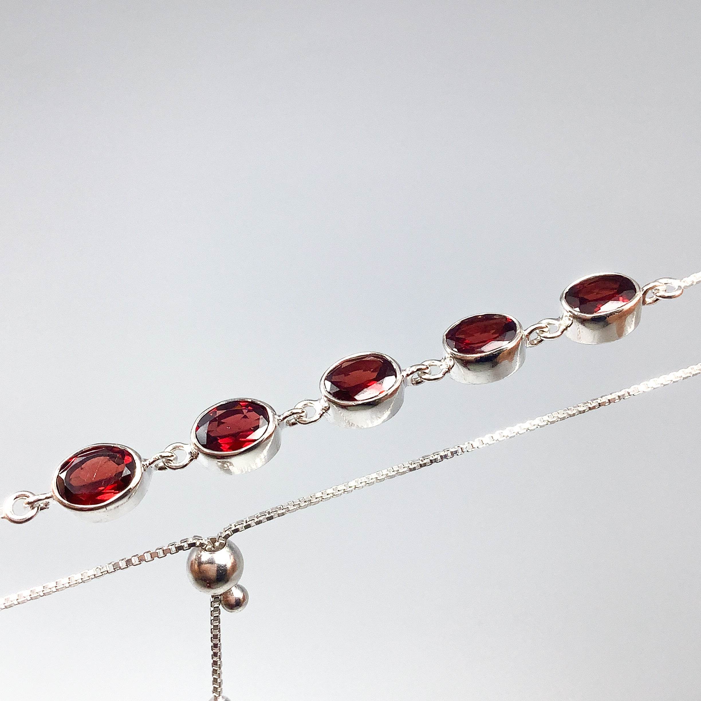 Garnet Sterling Silver Bracelet - Rocks and Gems Canada
