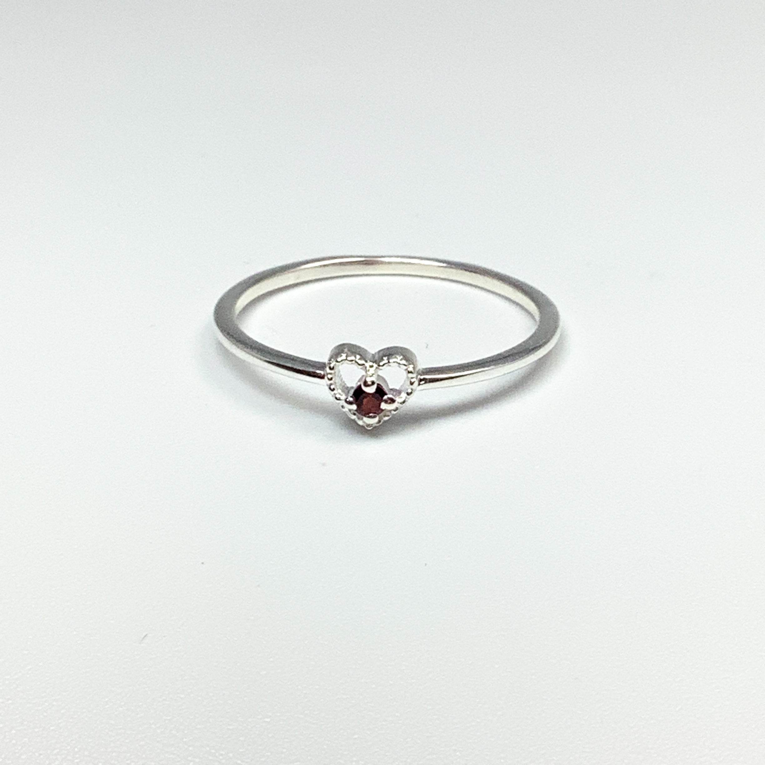 Garnet Heart Ring - Rocks and Gems Canada