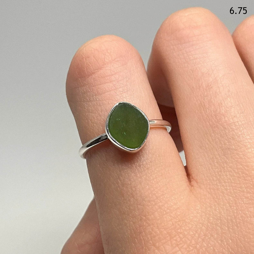 Canadian Jade Ring - Rocks and Gems Canada