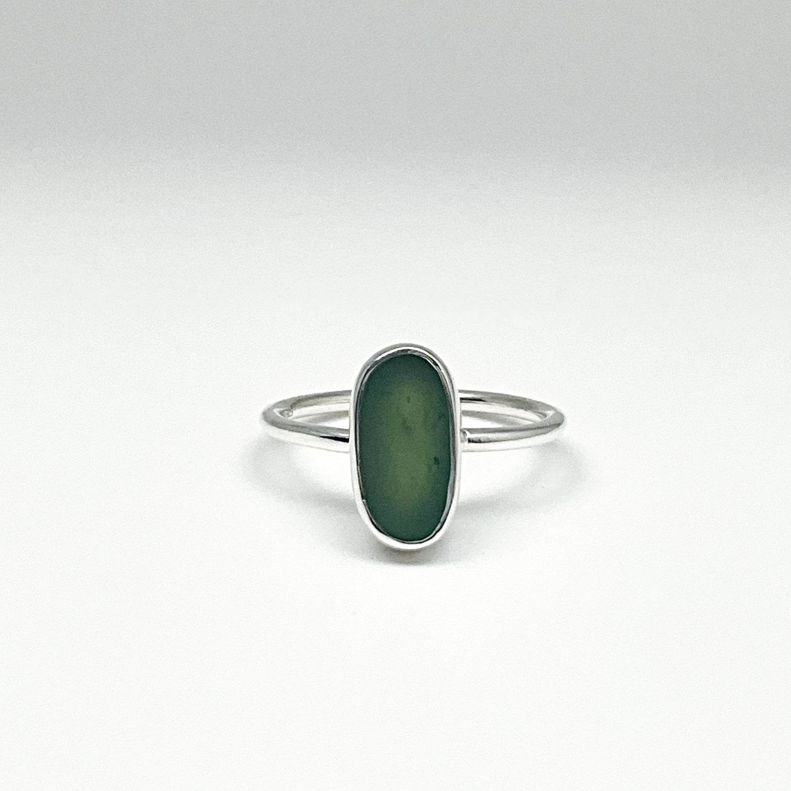 Canadian Jade Ring - Rocks and Gems Canada