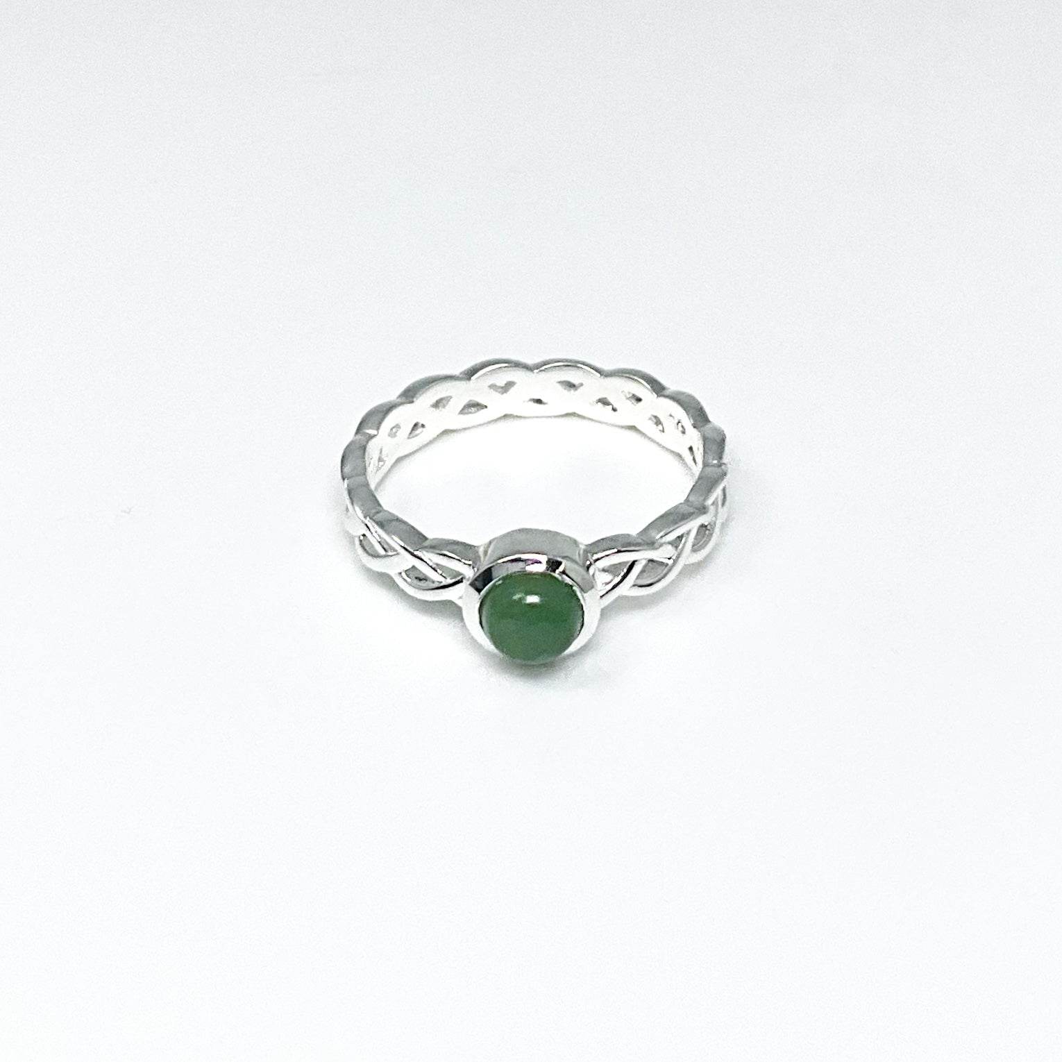 Canadian Jade Ring - Rocks and Gems Canada