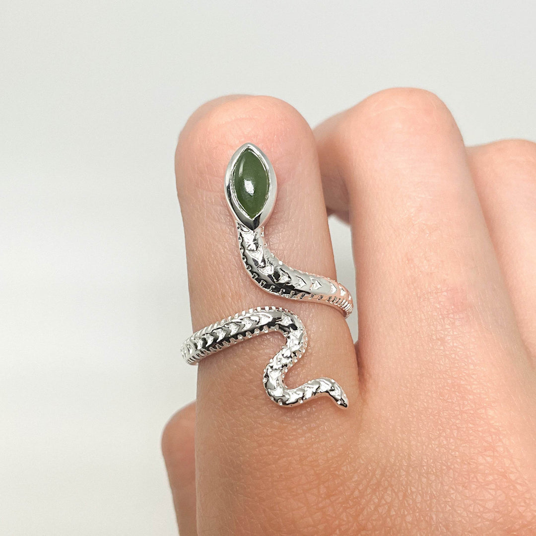 Canadian Jade Snake Ring - Rocks and Gems Canada
