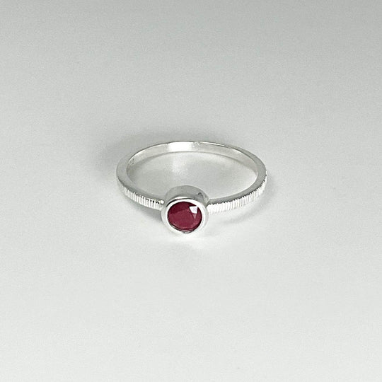 Ruby Ring - Rocks and Gems Canada