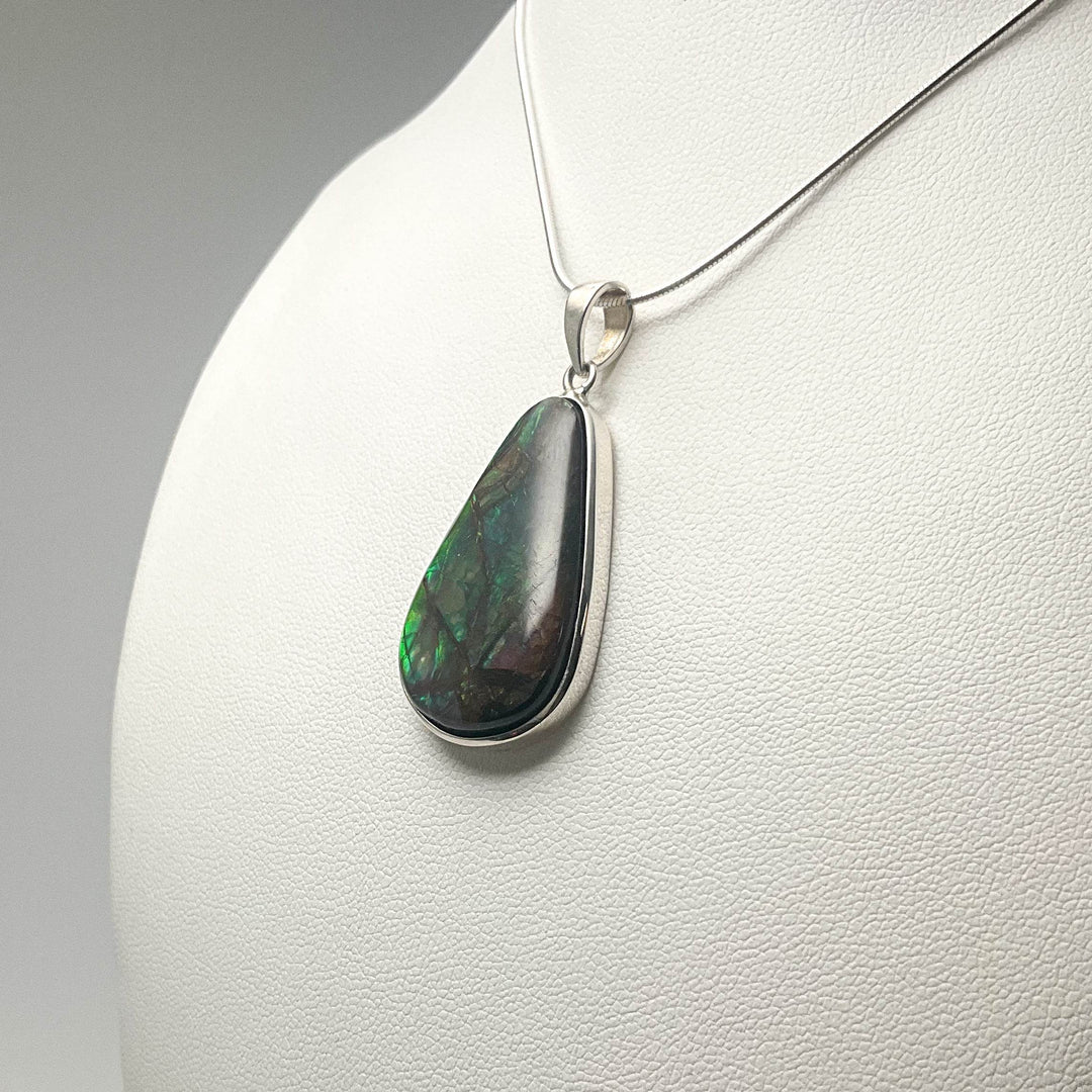 Alberta Ammolite Pendant - Rocks and Gems Canada