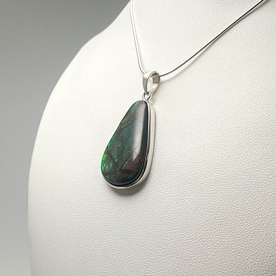 Alberta Ammolite Pendant - Rocks and Gems Canada