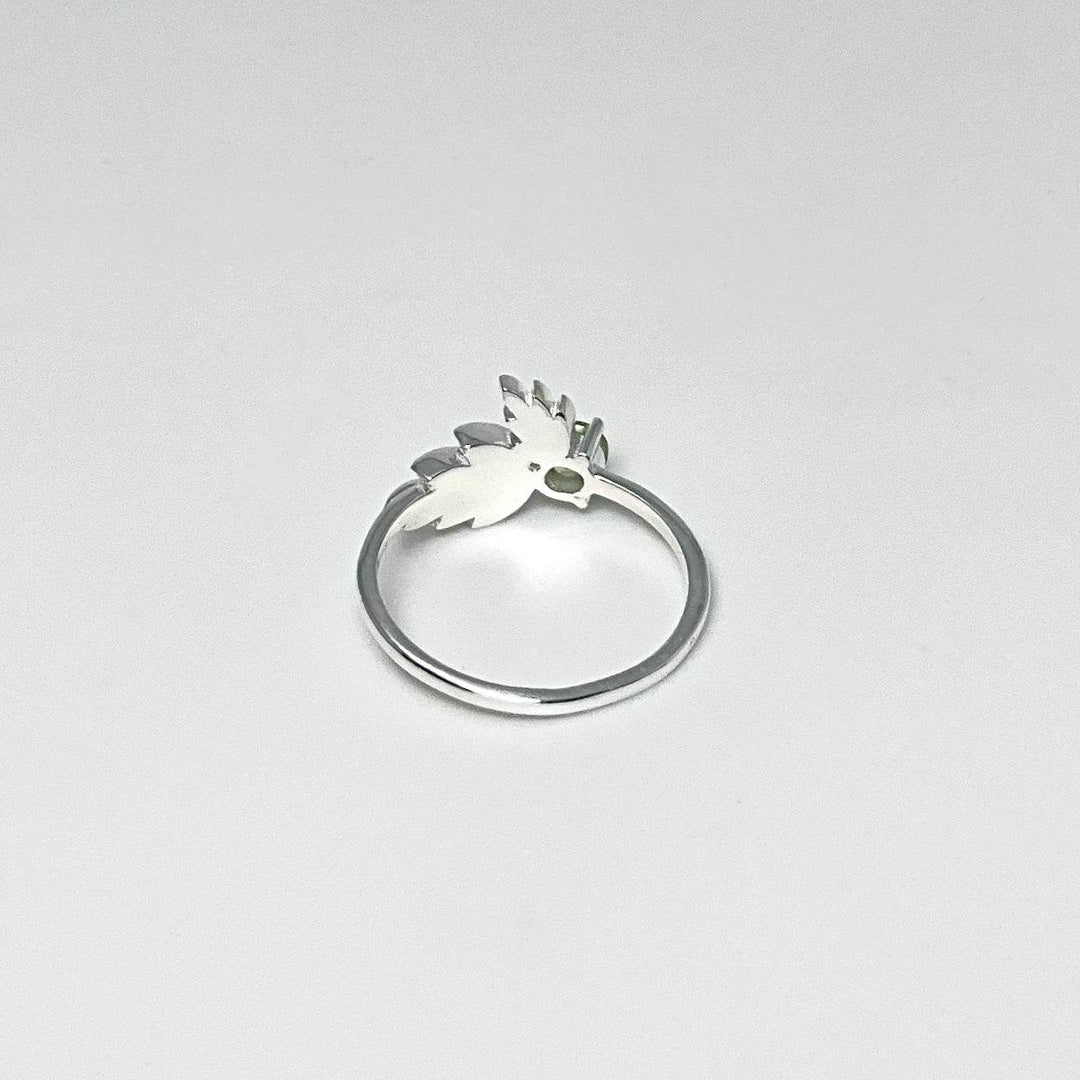 Peridot Maple Leaf Ring - Rocks and Gems Canada