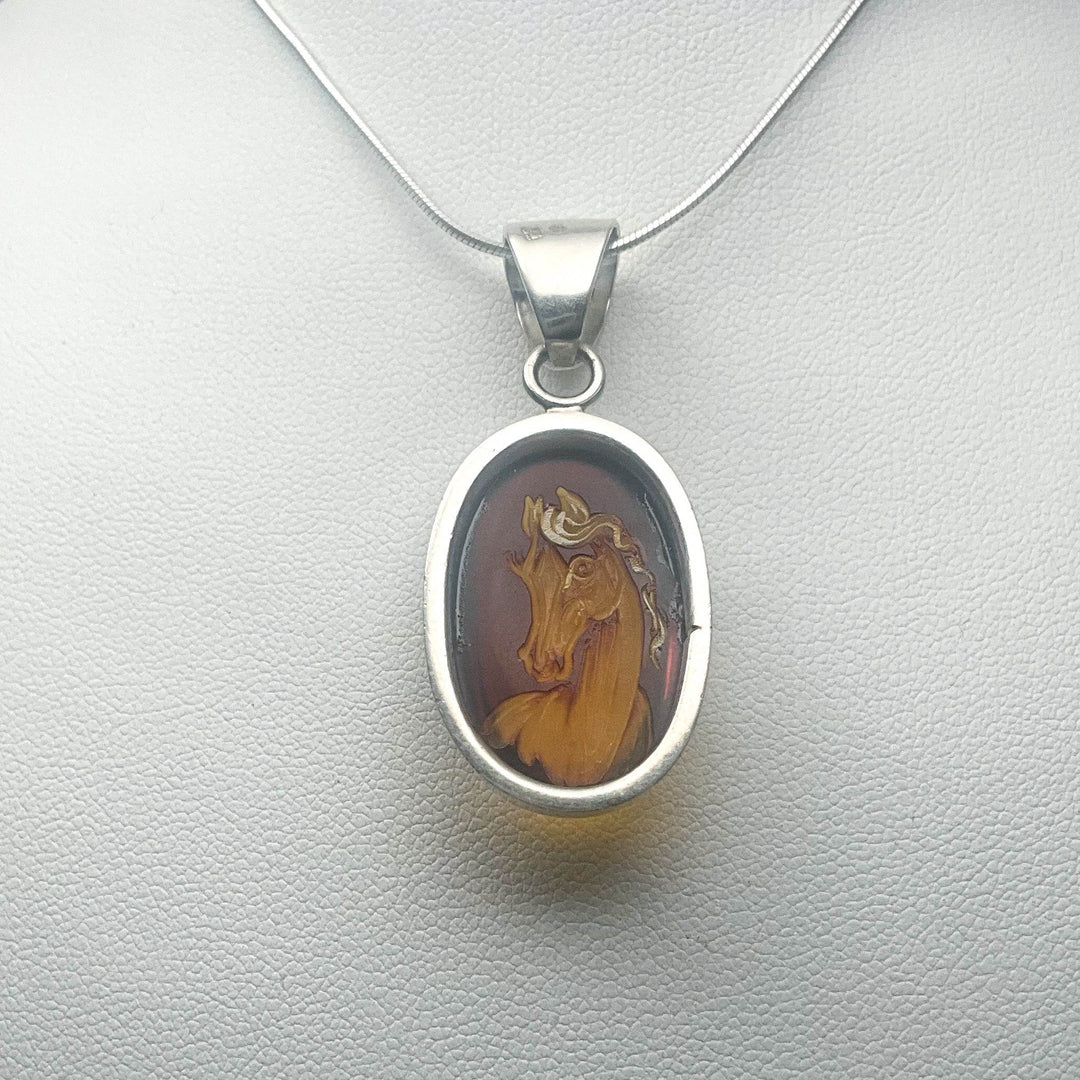 Amber Cameo Horse Pendant - Rocks and Gems Canada